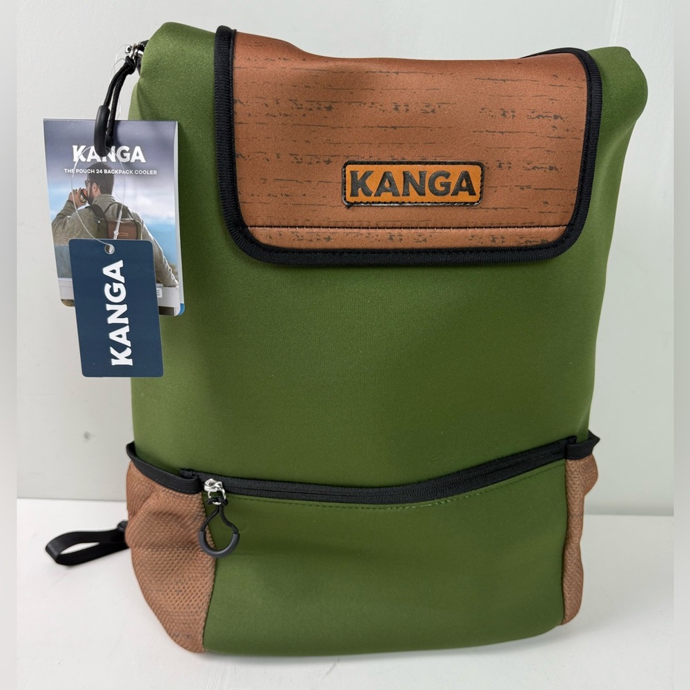 Kanga Woody Pouch Insulated Backpack Cooler 24 Can capacity Tailgate Hiking NWT